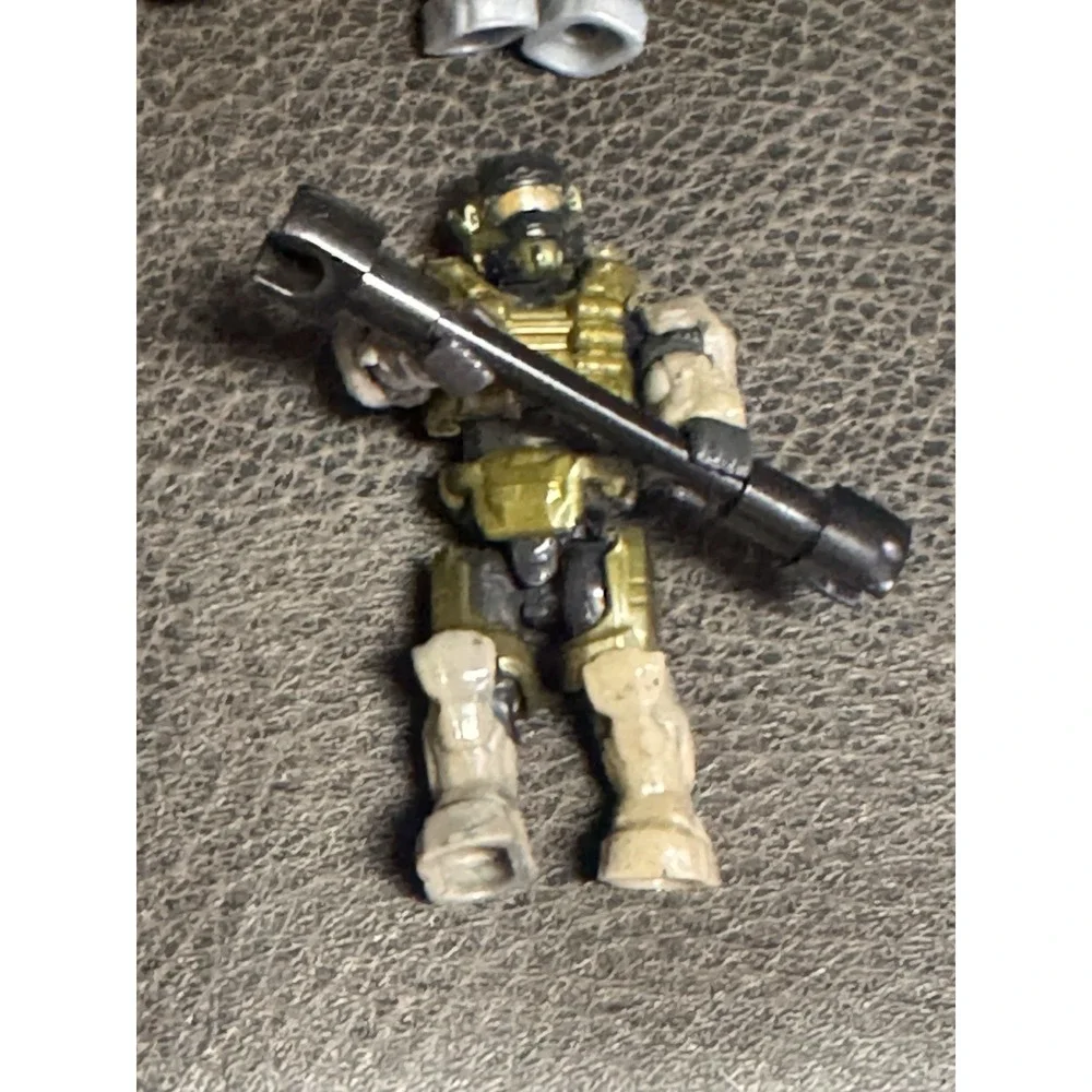 HALO Mega Construx Minifugure Lot * W/Master Chief Green Helmet
